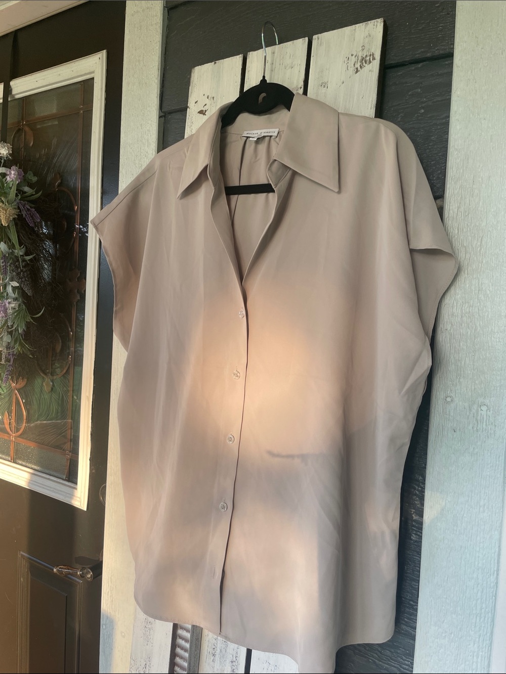 Cap-Sleeve Button Front Women's Top in Light Taupe